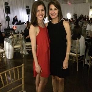 Meet your Posher, Leslie